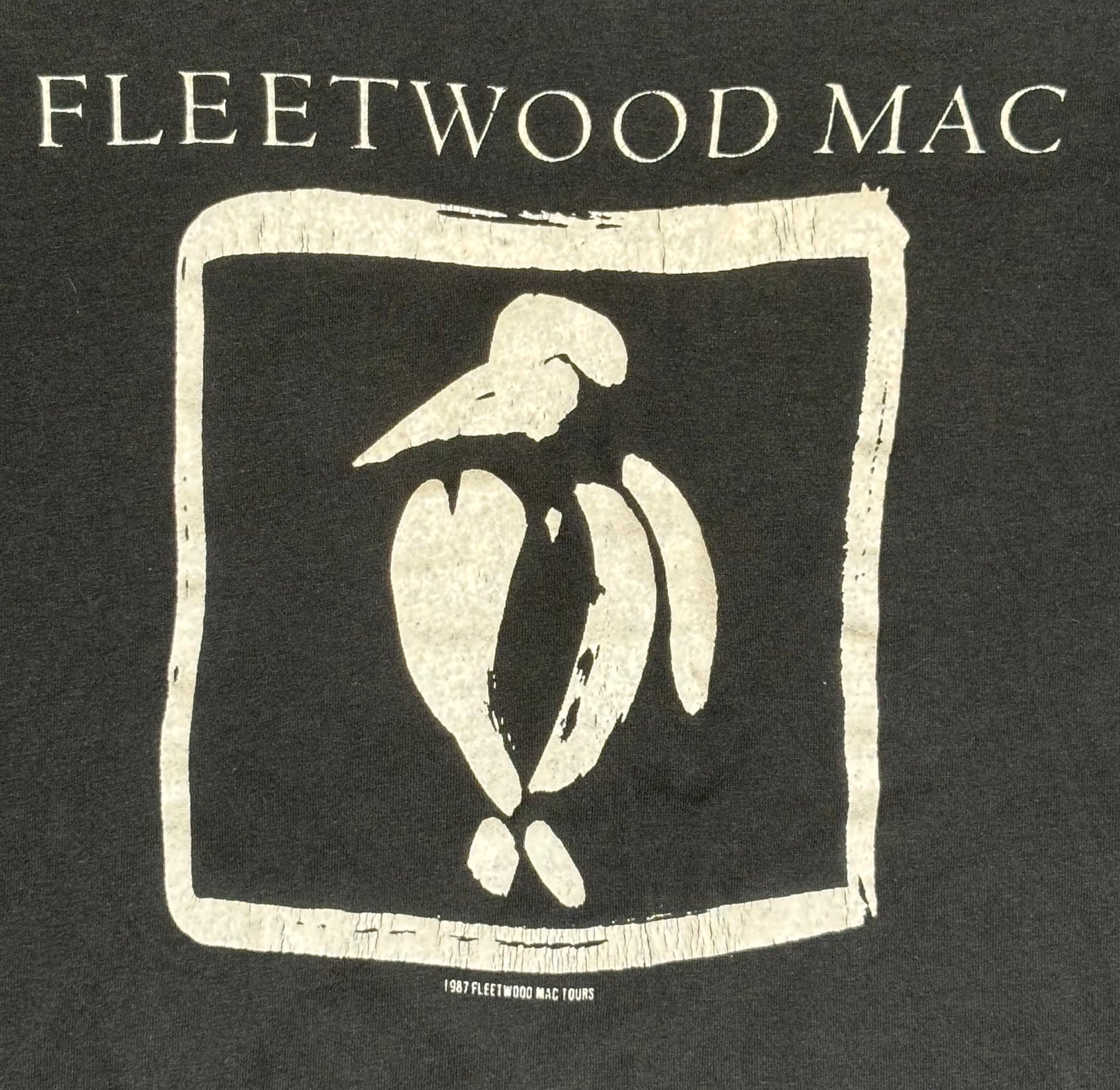 1987 Vintage Black Fleetwood Mac "The Mac is Back" T-Shirt - MED