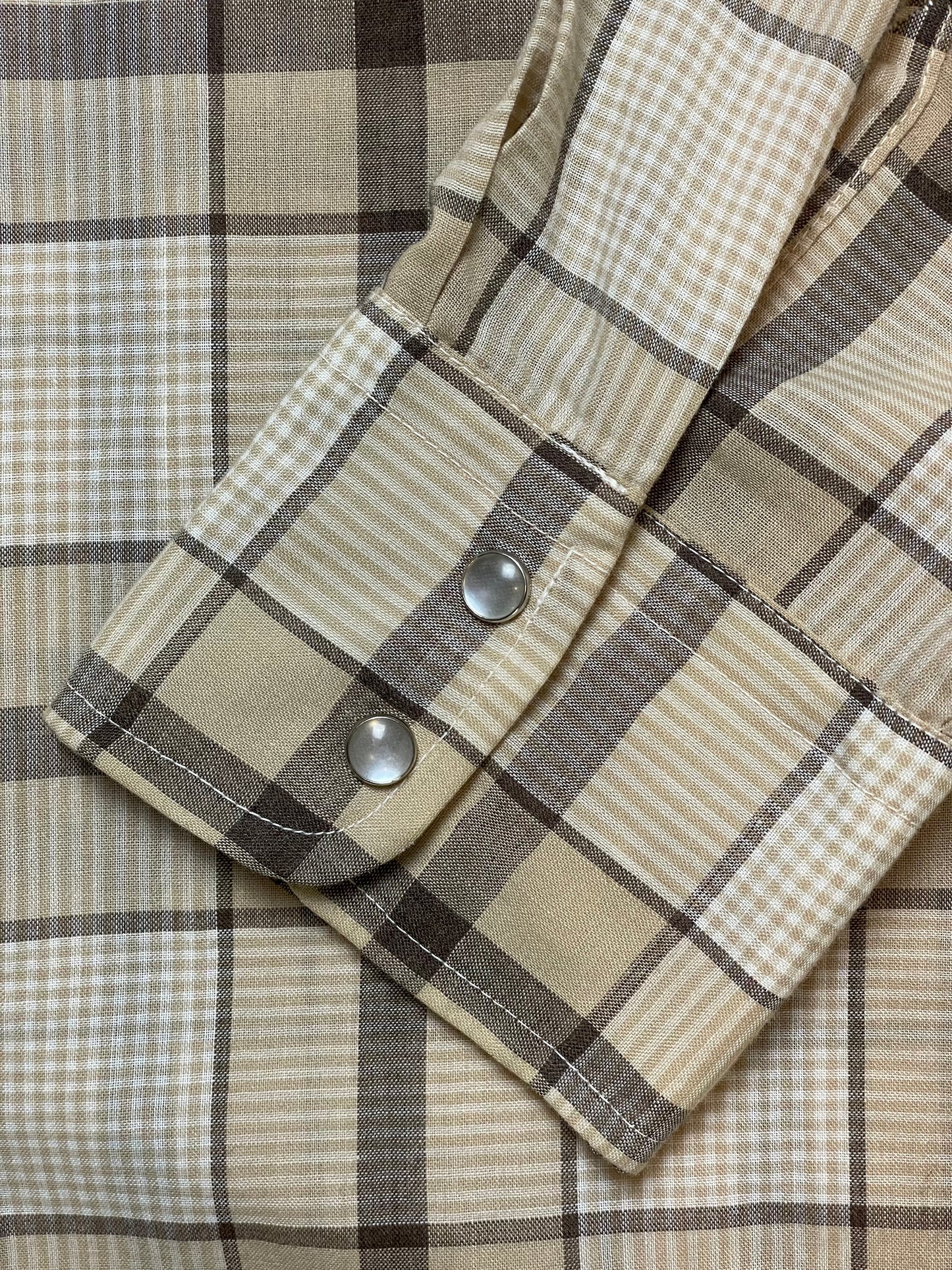 '70s Vintage Levi's Brown Plaid Thin Pearl Snap