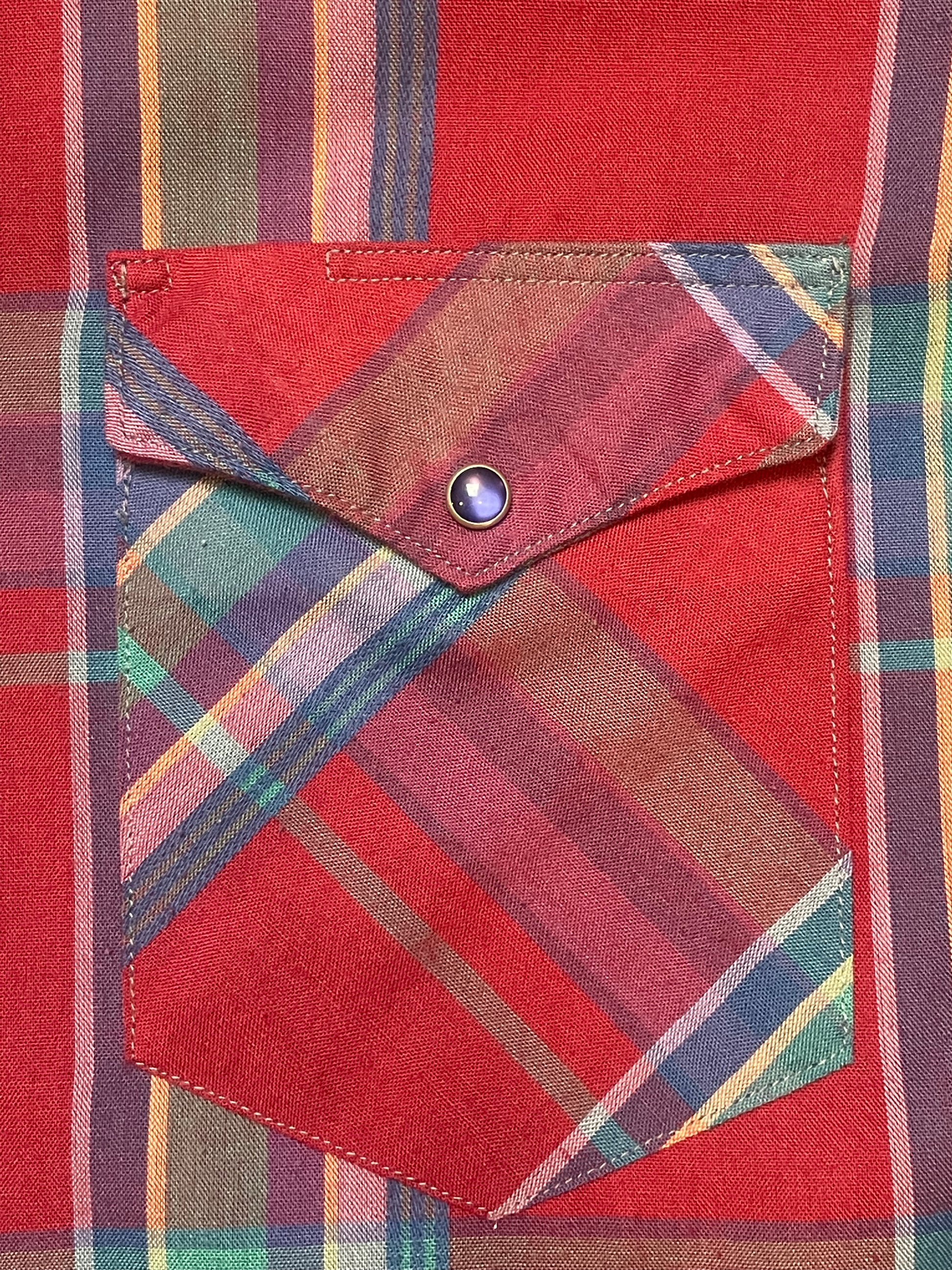 '80s Vintage Wrangler Red/Blue Plaid Pearl Snap - XL