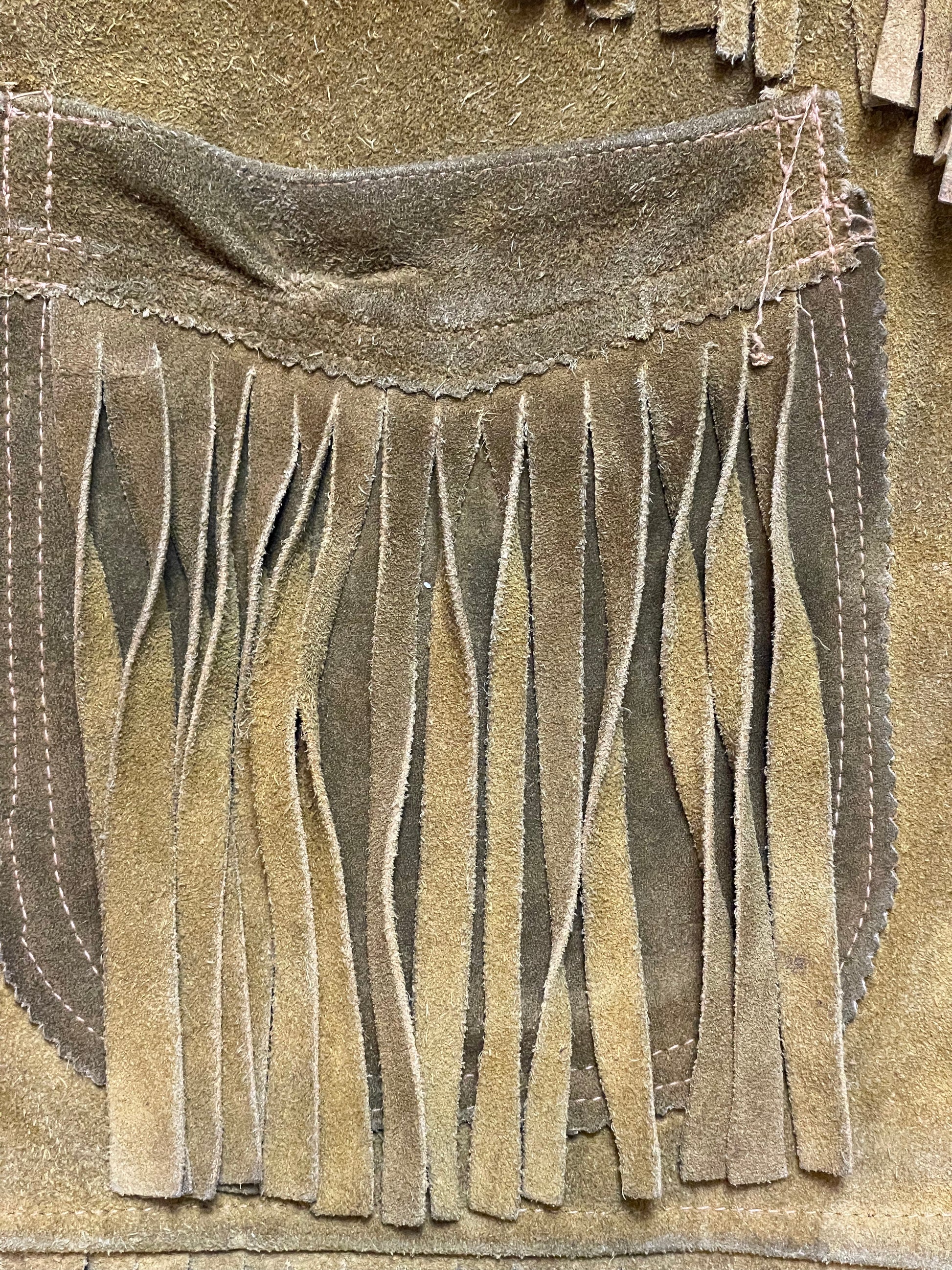 '72 Vintage Custom Jamess.Lee Tan Suede Fringe Jacket - SM