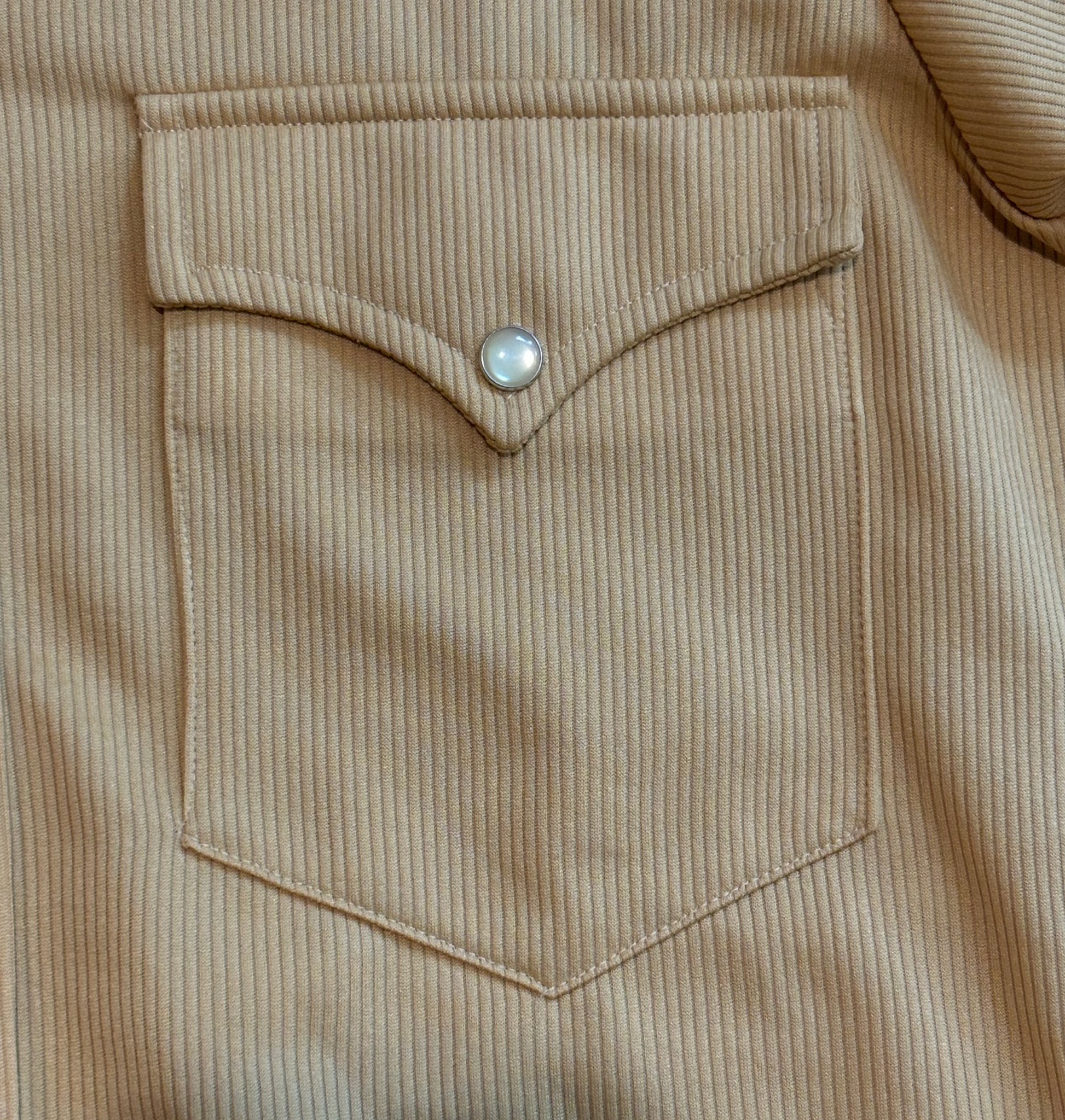 '70s Vintage Sheplers Camel Poly Button Down Shirt - XS