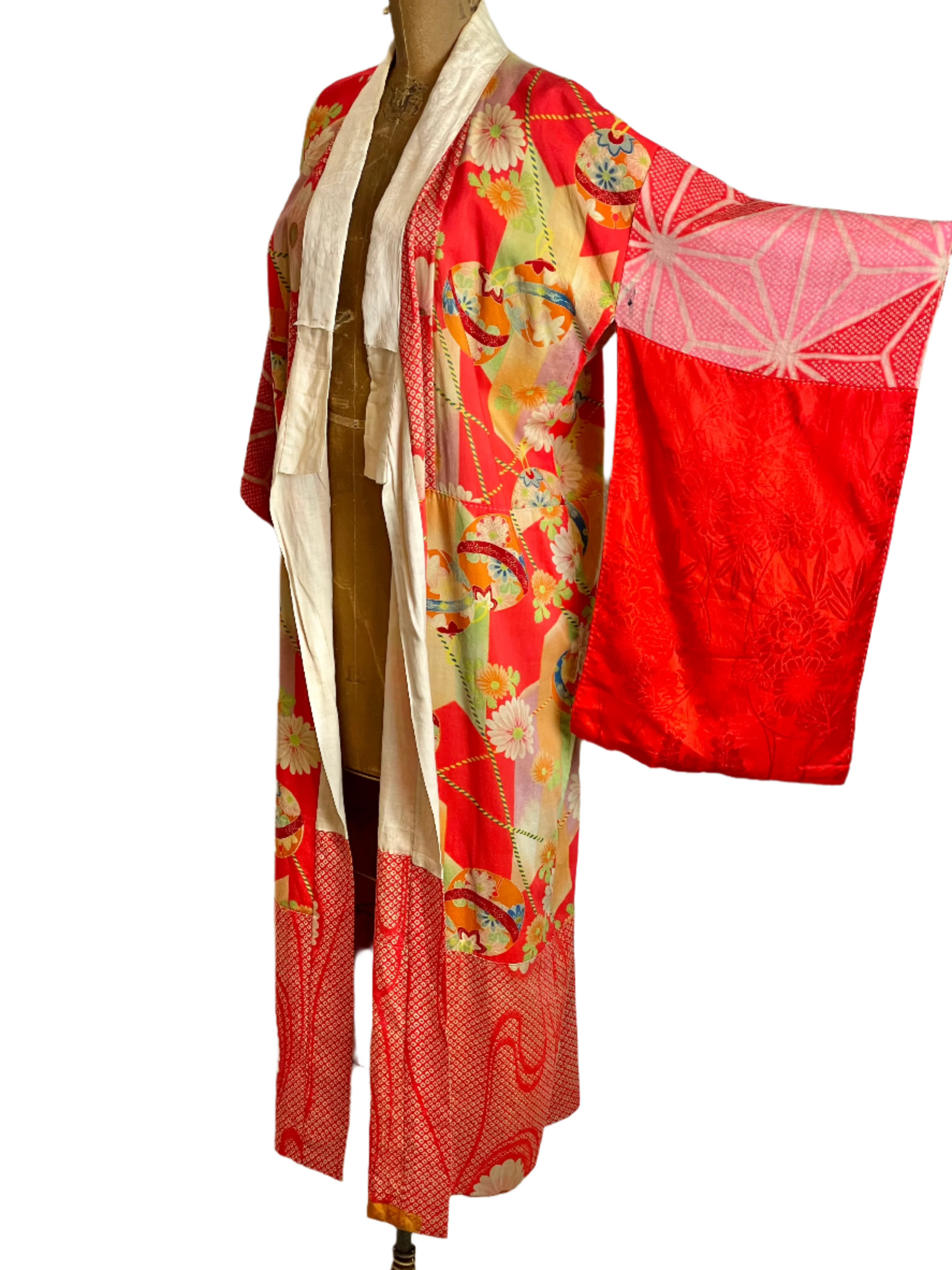 Vintage Japanese Red Floral Silk Kimono