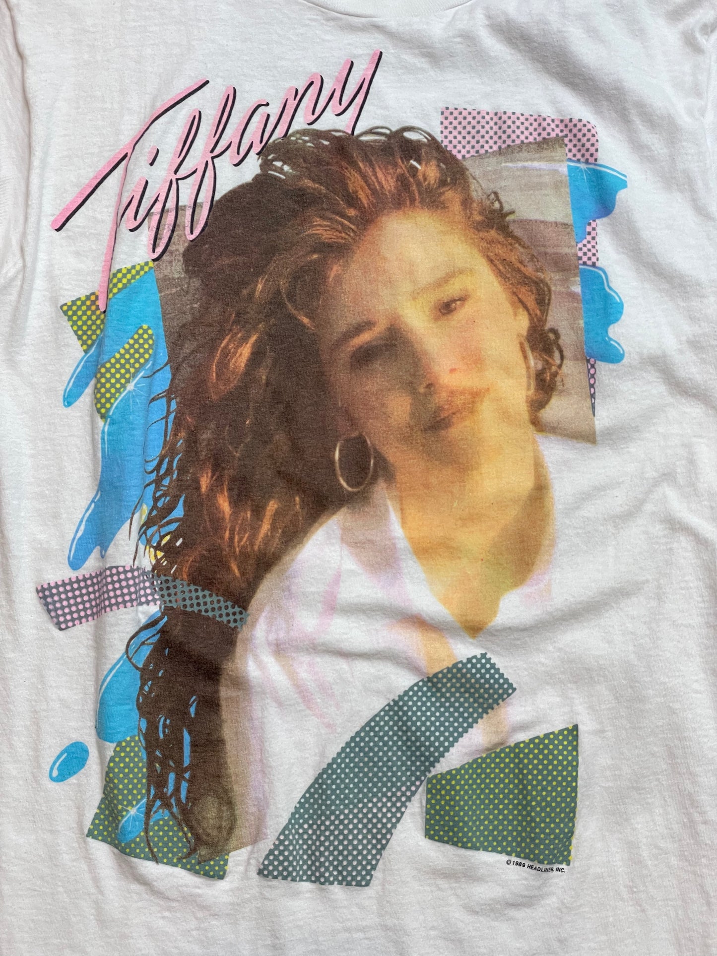 '89 Vintage Tiffany Headliner White T-Shirt - MED